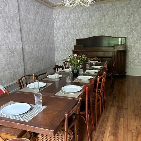 Semesterbostad La Maison Des Chanoines